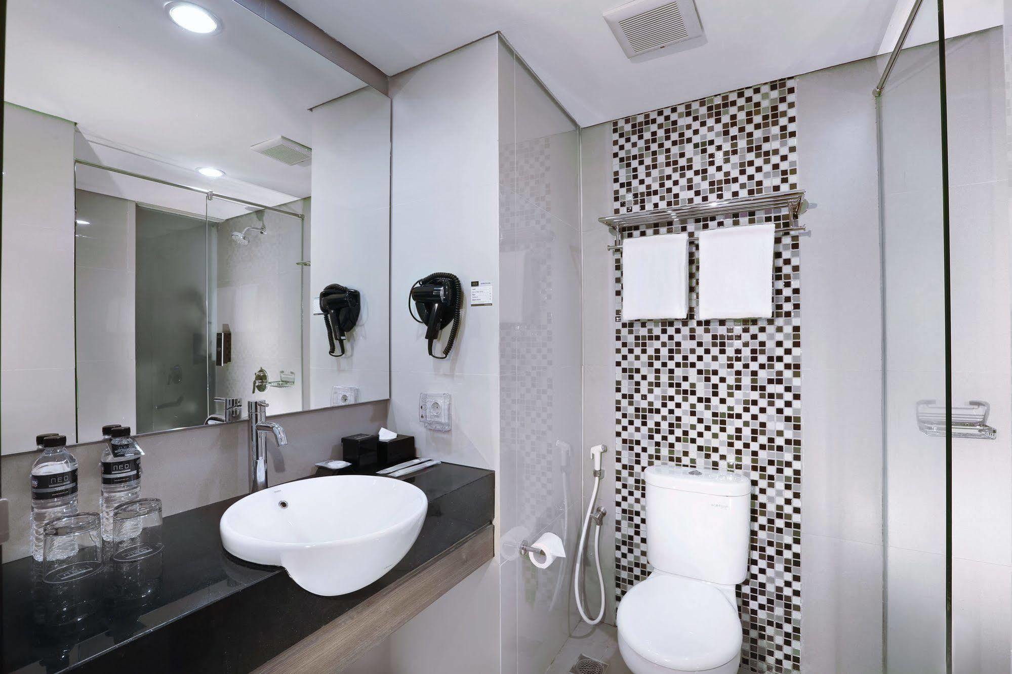 יוגיאקרטה Hotel Neo Malioboro By Aston מראה חיצוני תמונה